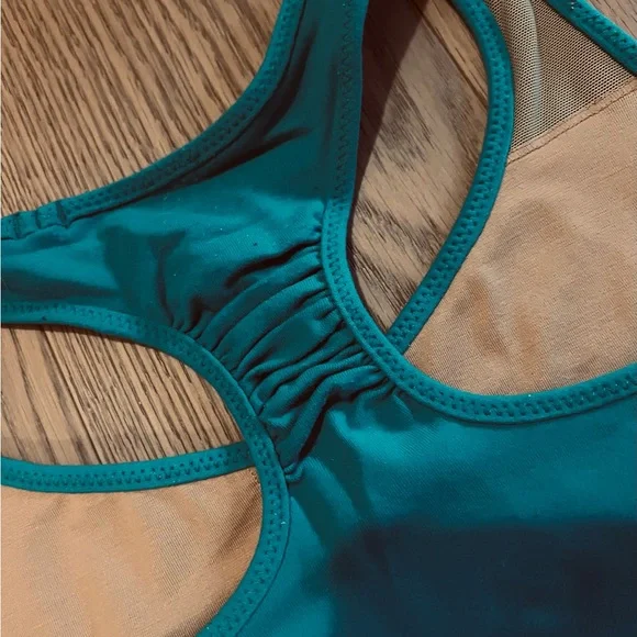 LuluLemon excercise tank - Picture 3 of 10